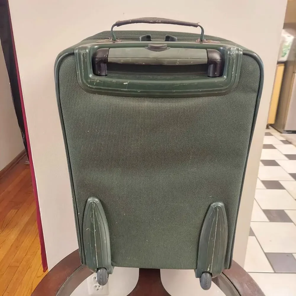Hartmann Tweed 22